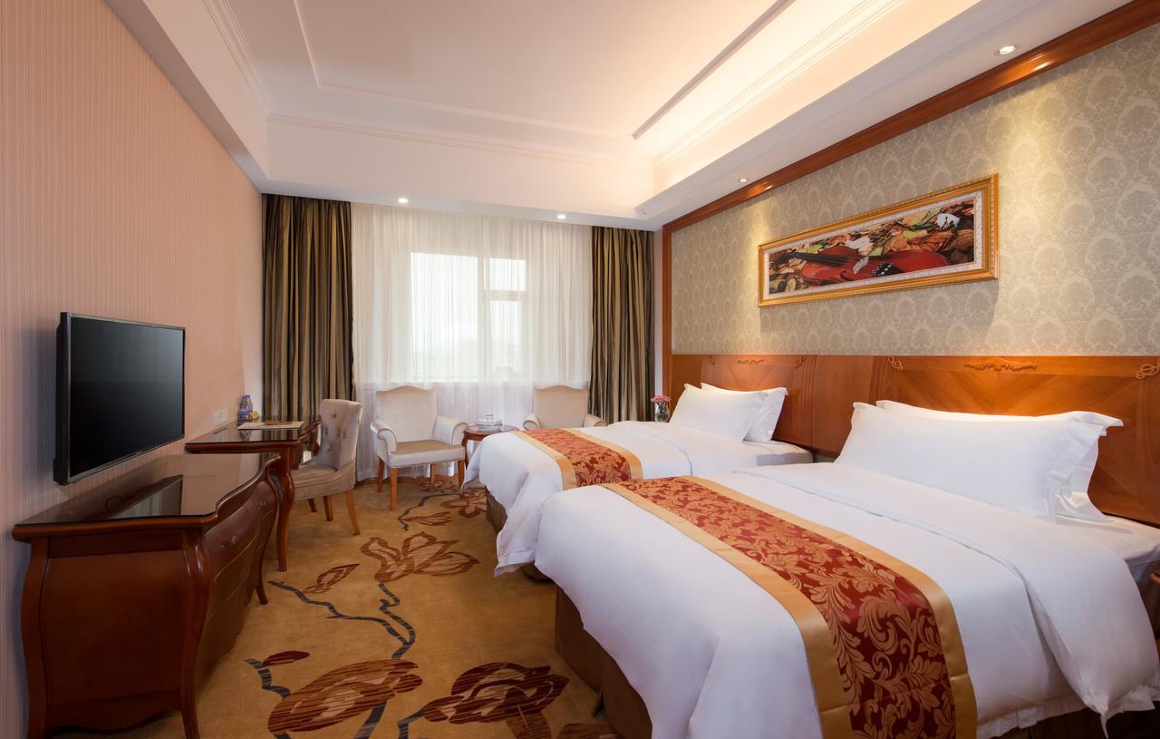 Vienna Hotel Shouti Peking Exteriör bild