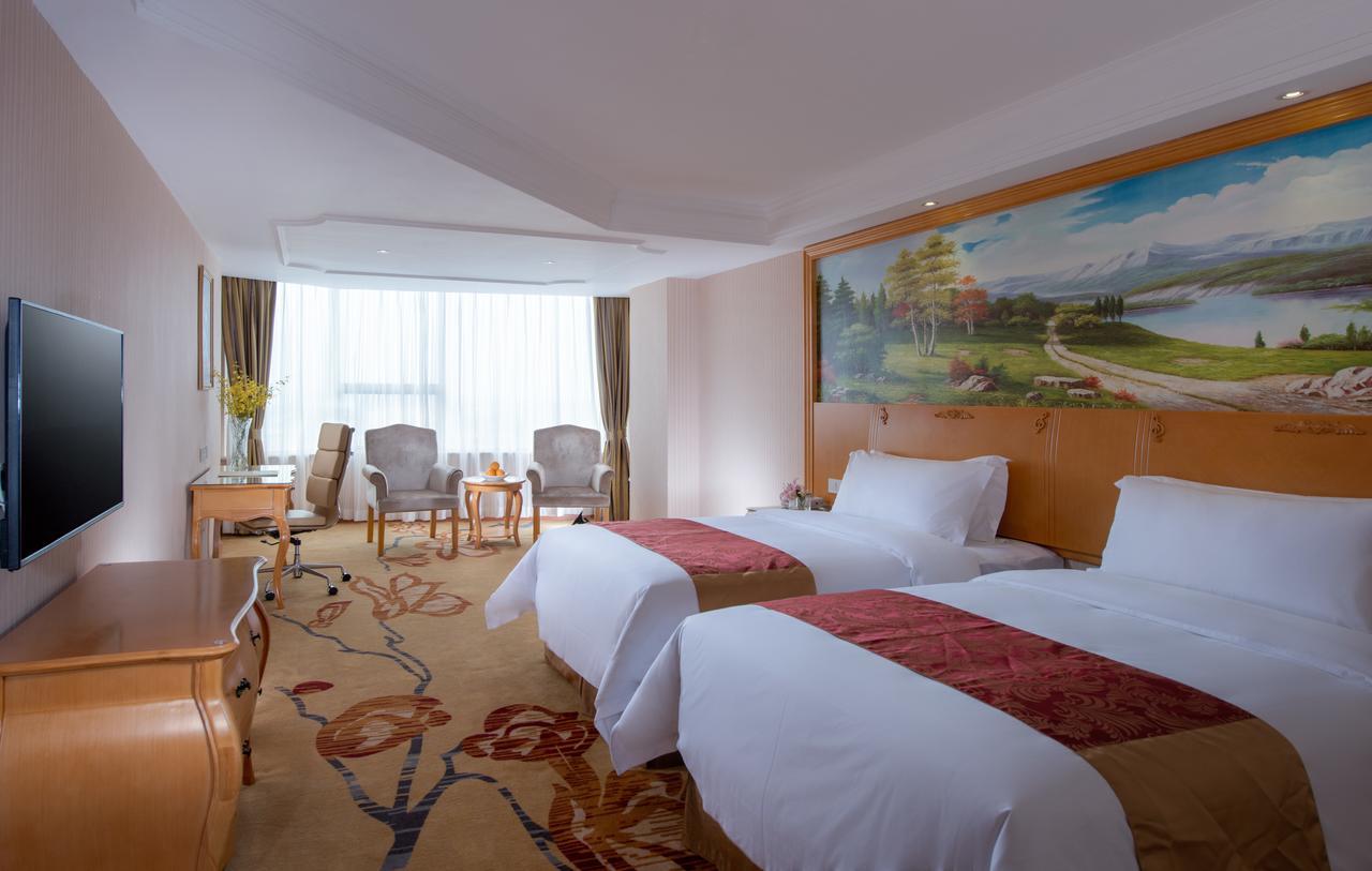 Vienna Hotel Shouti Peking Exteriör bild